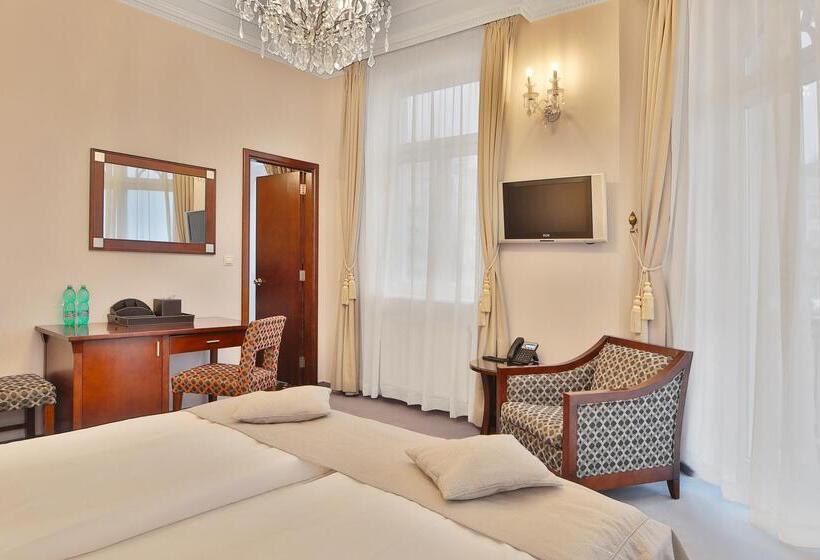 فندق Sun Palace Wellness