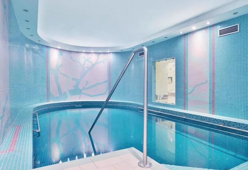 هتل Sun Palace Wellness