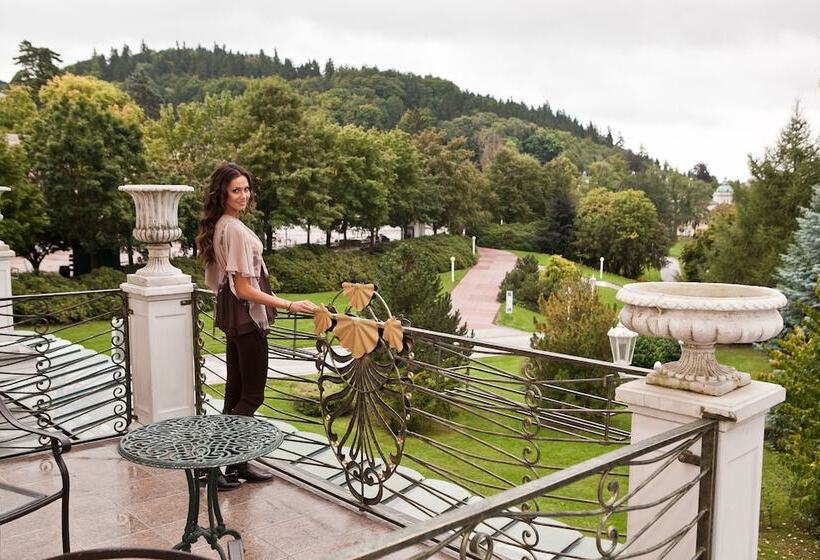 فندق Sun Palace Wellness