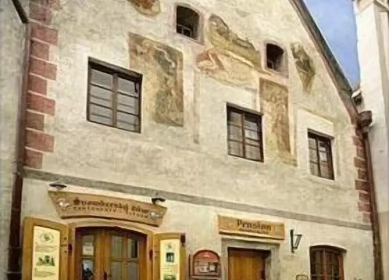 هتل Svambersky Dum