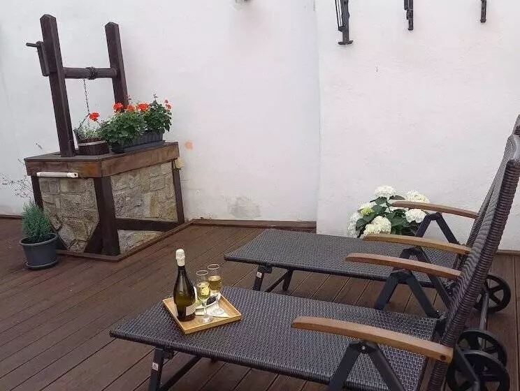 هتل Svambersky Dum