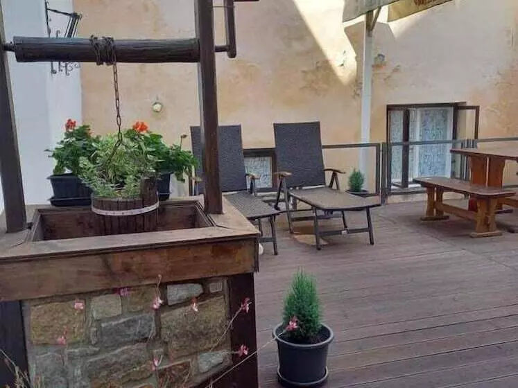 هتل Svambersky Dum