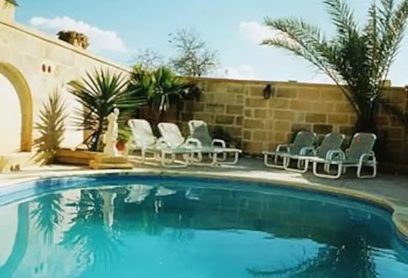هتل Ta' Gittu Ii Farmhouse
