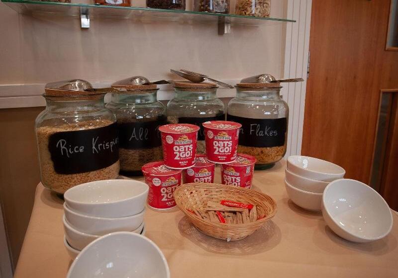 호텔 The Management Centre