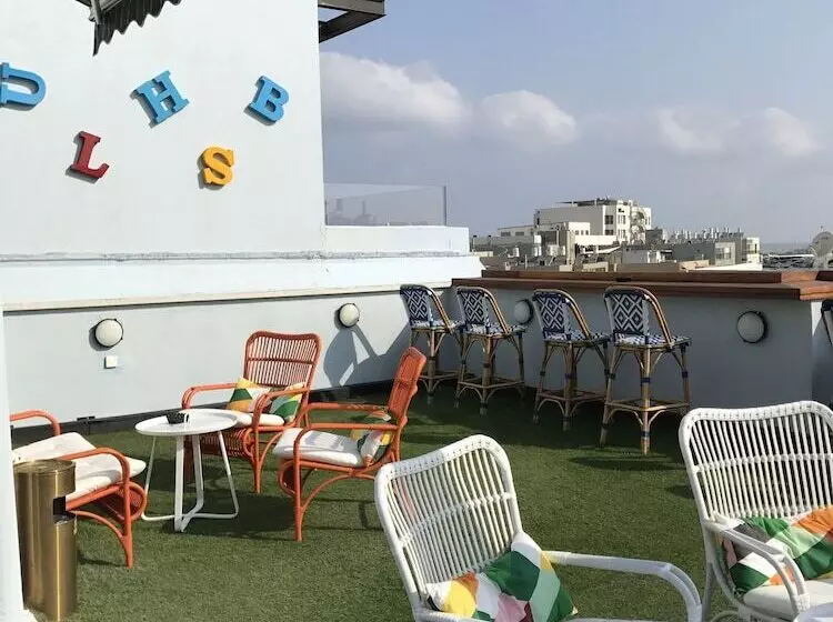 The New Port Hotel Tlv