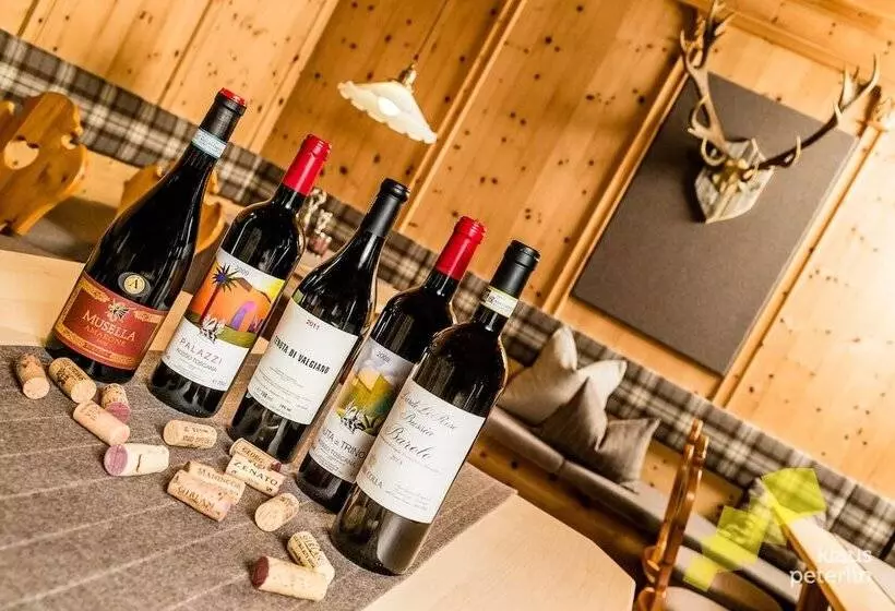 Отель Touring Dolomites