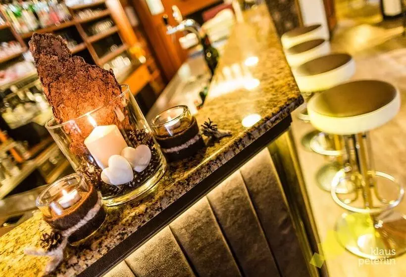 Отель Touring Dolomites