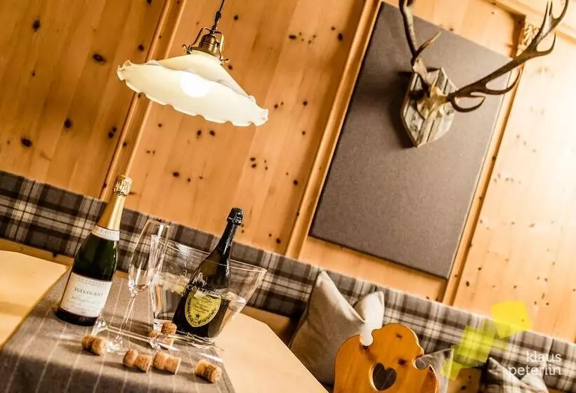 Отель Touring Dolomites