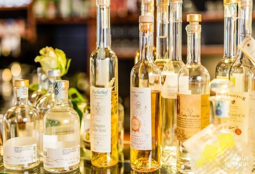 Отель Touring Dolomites