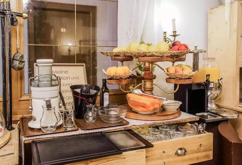 Пансион Alexandres