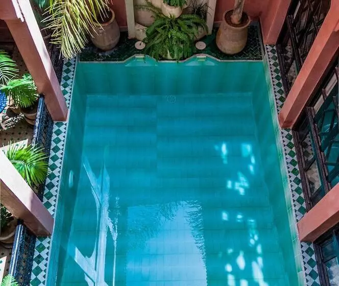 Riad Aderbaz