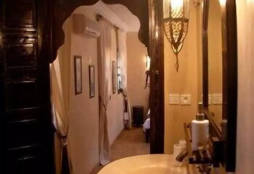 Riad Aderbaz