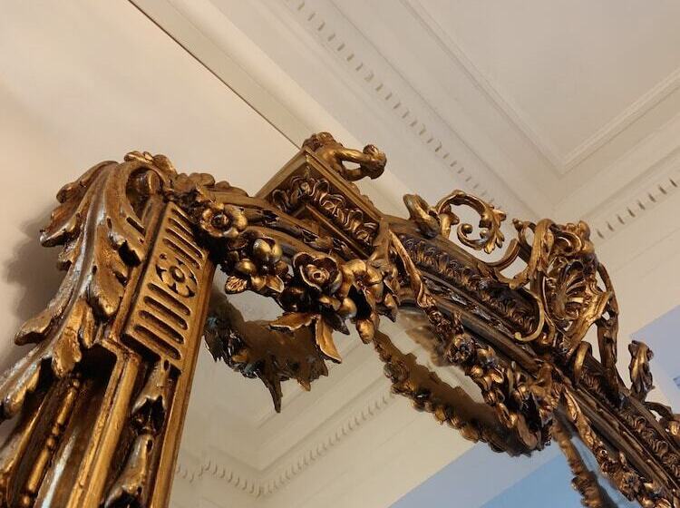 ペンション La Lys Rooms & Suites