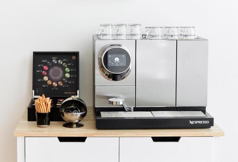 ペンション La Lys Rooms & Suites