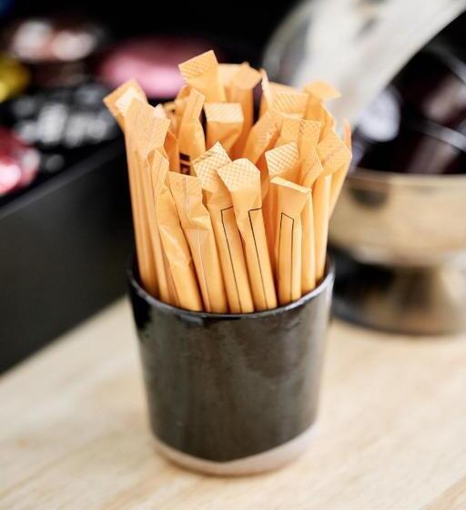 ペンション La Lys Rooms & Suites