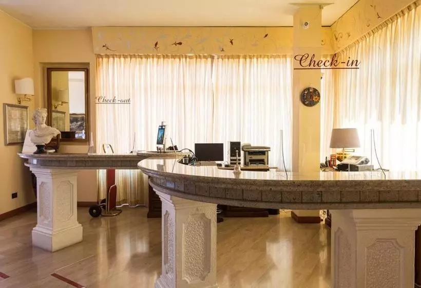 هتل Adria & Resort