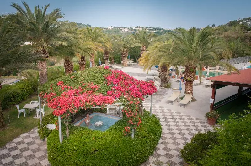 酒店 Borgo Romantica Resort & Spa