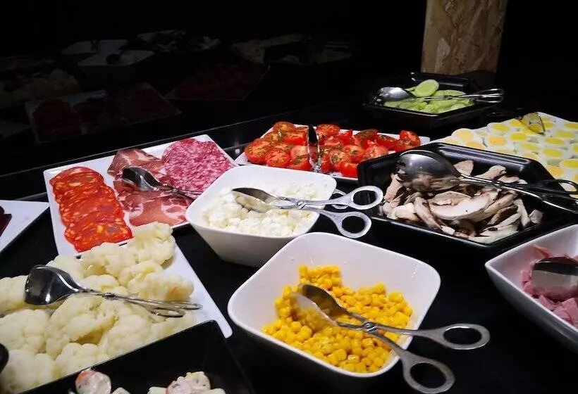 Brit Hotel Montpellier Euromédecine