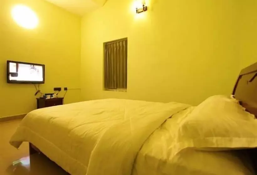 Hotelli Cliff Resort