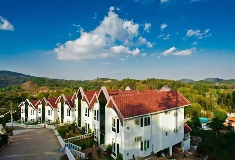 Hotelli Cliff Resort