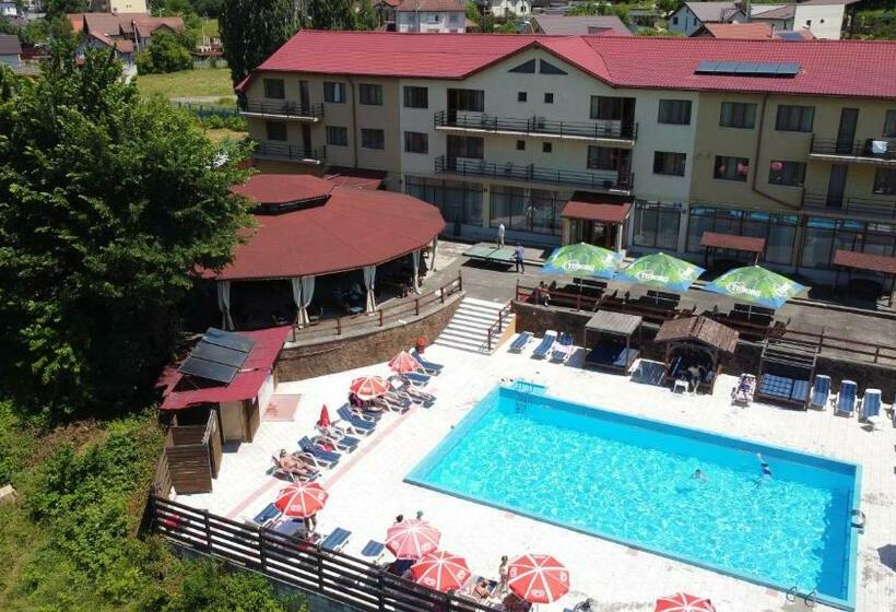 هتل Hostel Restaurant Ciuperca