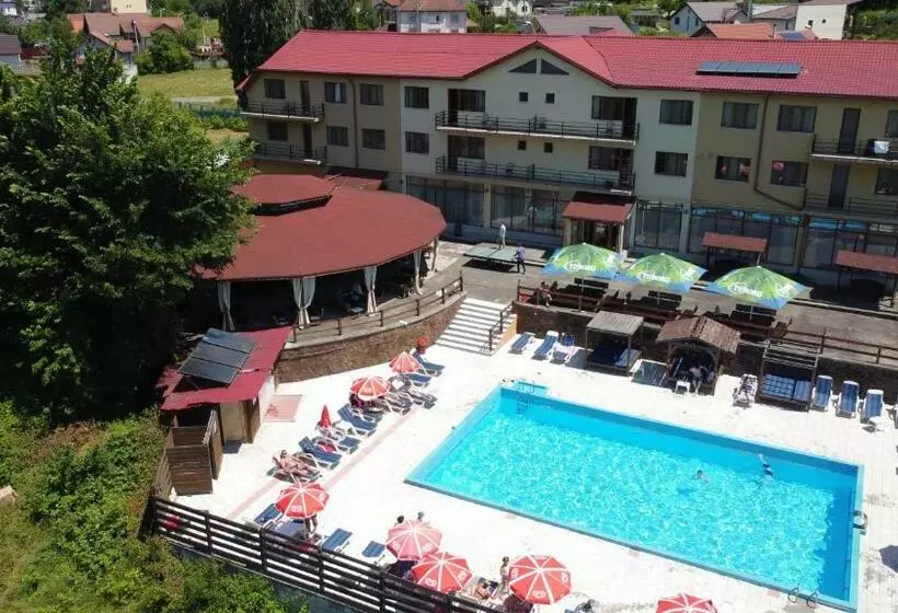 فندق Hostel Restaurant Ciuperca