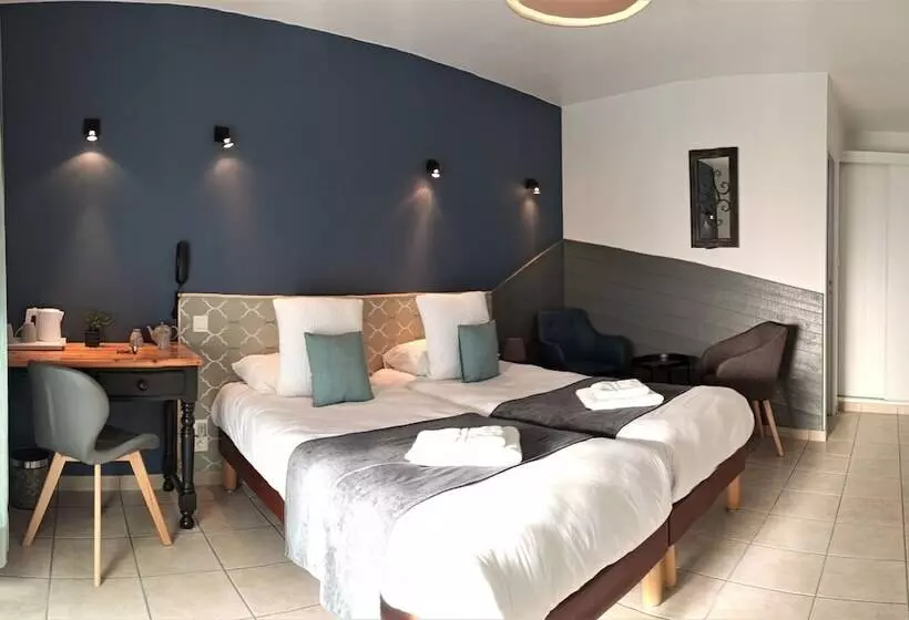 ホテル Logis Hôtel La Rosière