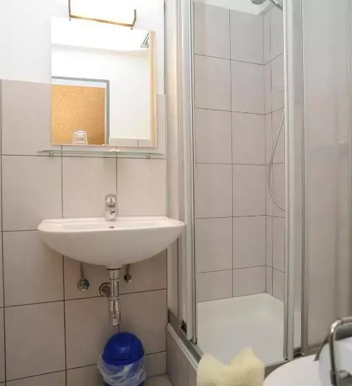 ホテル Karolinger