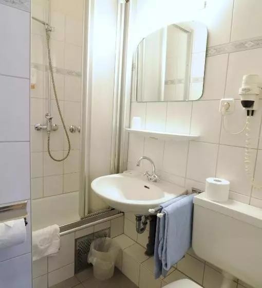 ホテル Karolinger