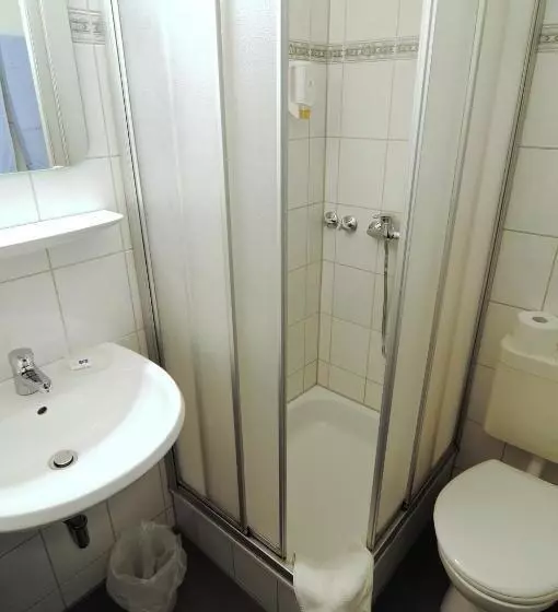 ホテル Karolinger