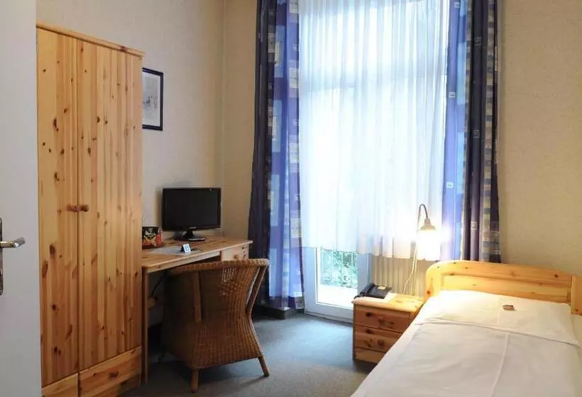 ホテル Karolinger