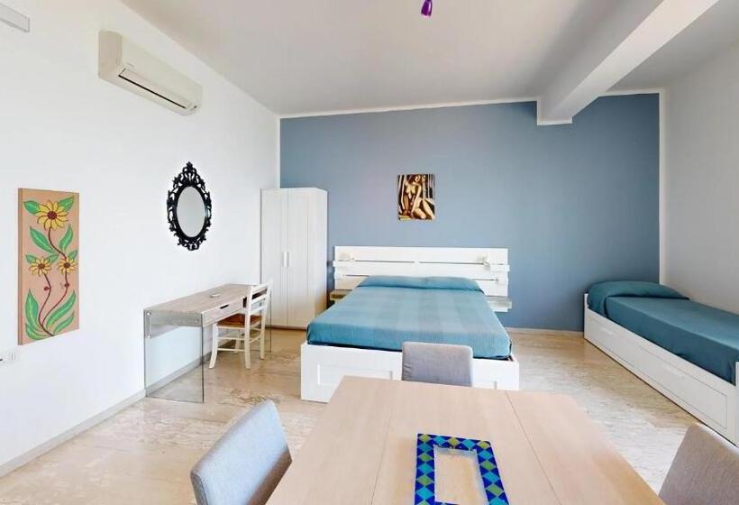 Отель La Casa Di Tina