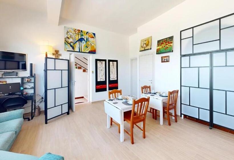 Отель La Casa Di Tina