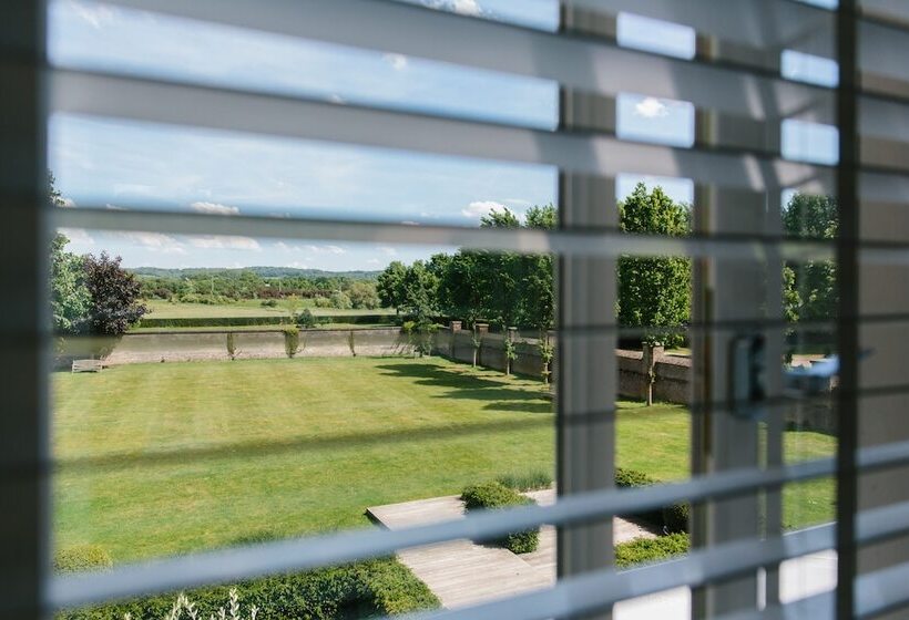 בית מלון כפרי Landgoed Kasteel De Hoogenweerth