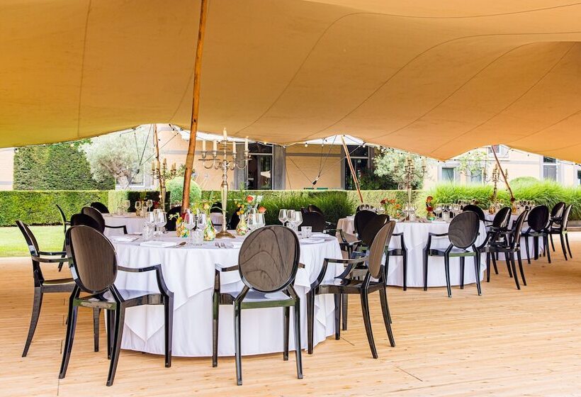 בית מלון כפרי Landgoed Kasteel De Hoogenweerth