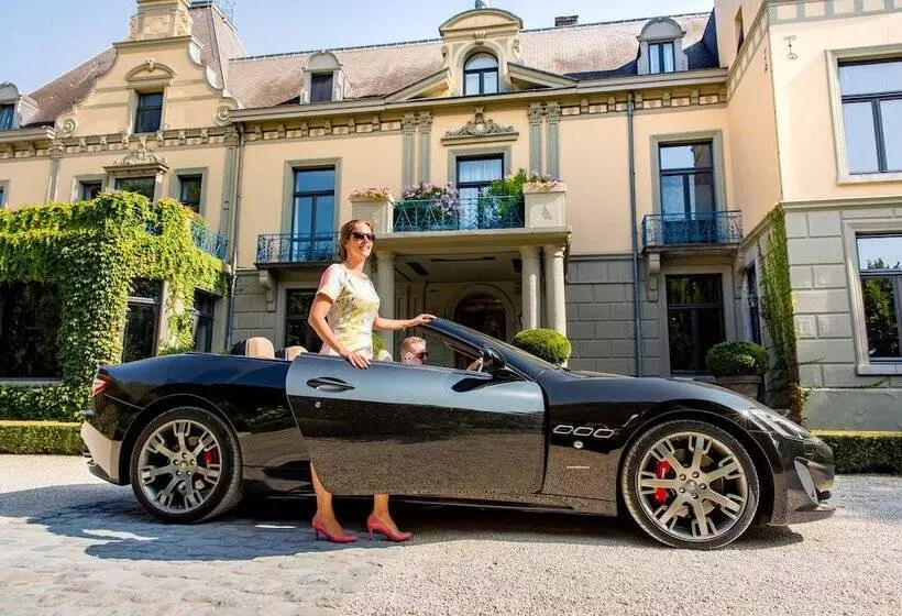 Hotel Landgoed Kasteel De Hoogenweerth