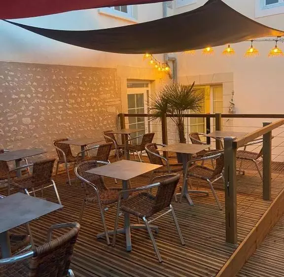 Hotel Logis Hôtel Restaurant L Odyssée Champêtre