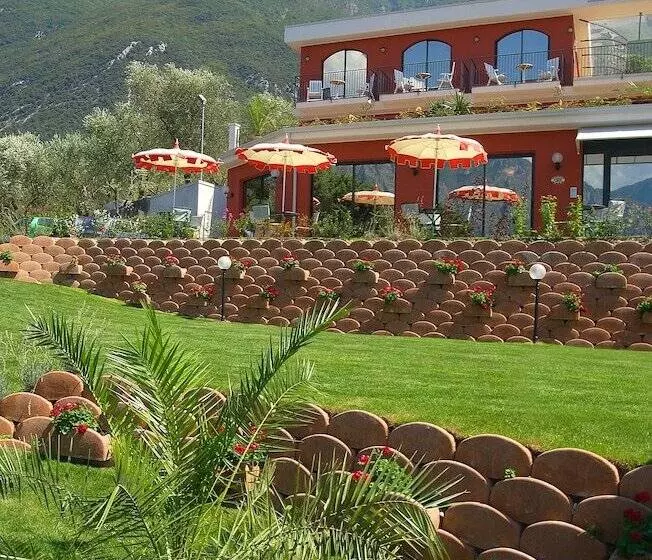 ホテル Oasi Beach