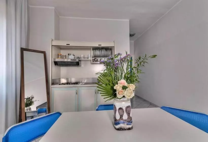 ホテル Residence Mediterraneo