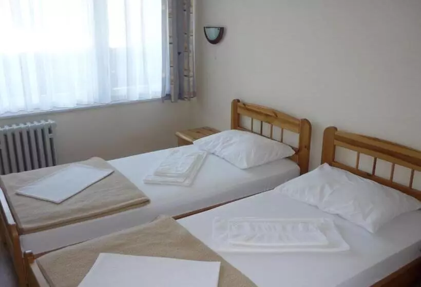 پانسیون Rooms Bijela Ruža