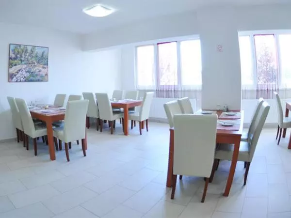 پانسیون Rooms Bijela Ruža