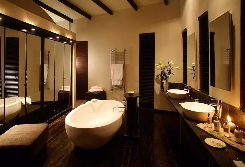 Tsala Treetop Lodge