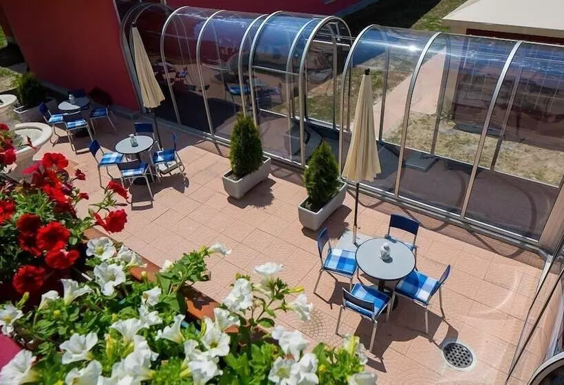 Wellness Und Schneesporthotel Christiania