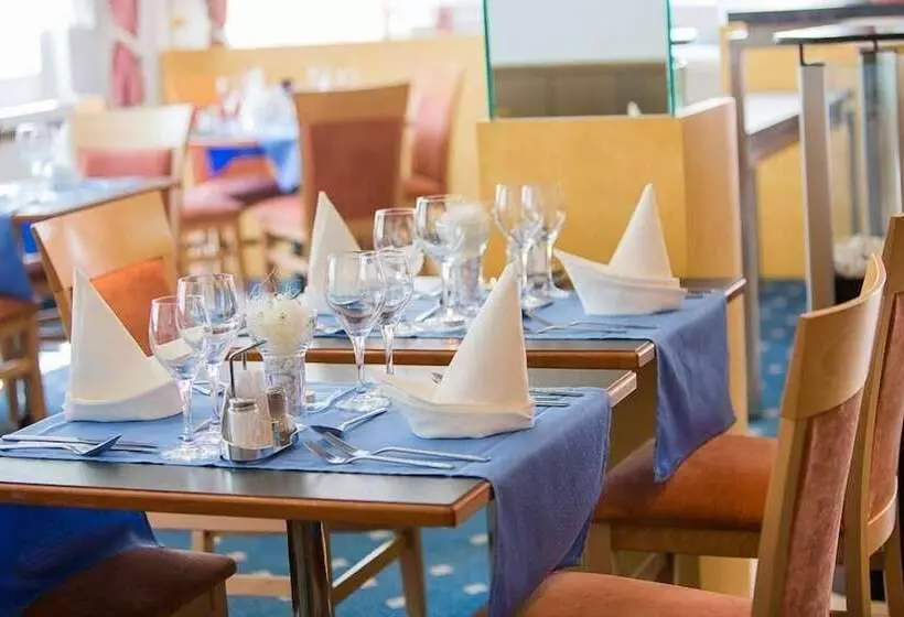 Wellness Und Schneesporthotel Christiania