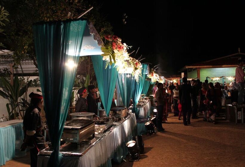 酒店 Aalankrita Resort And Convention