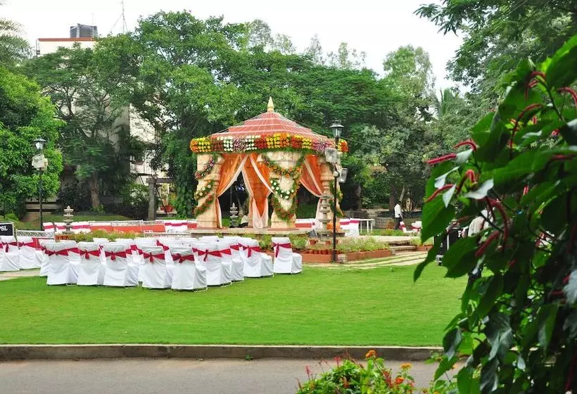 酒店 Aalankrita Resort And Convention