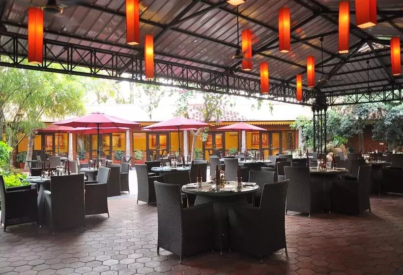 酒店 Aalankrita Resort And Convention