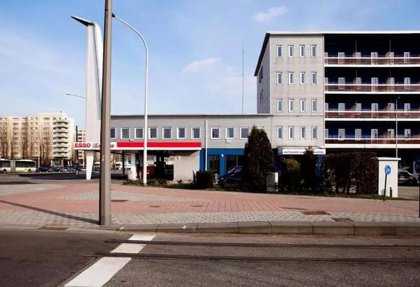 هتل Antwerp Harbour