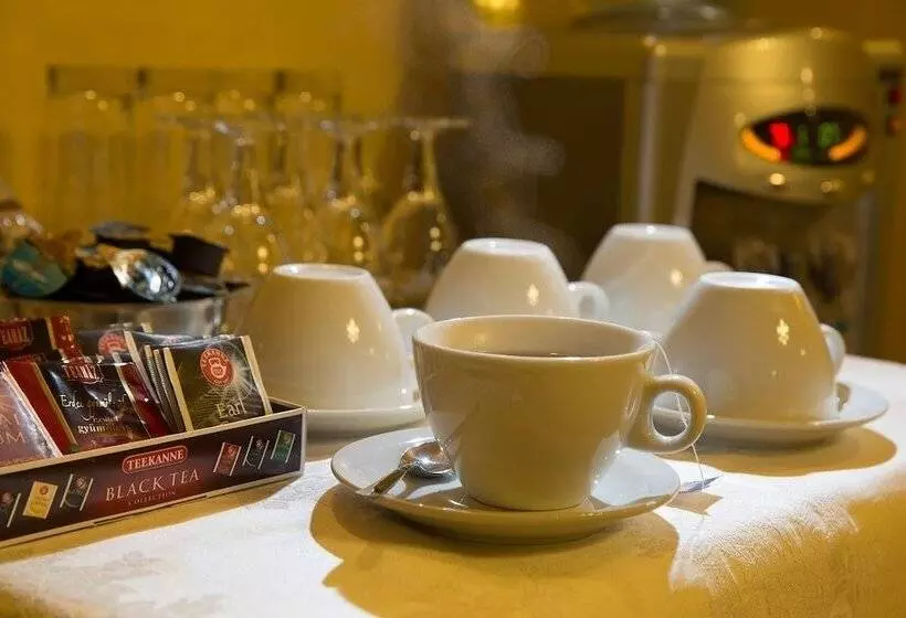 Barokk Hotel Promenád