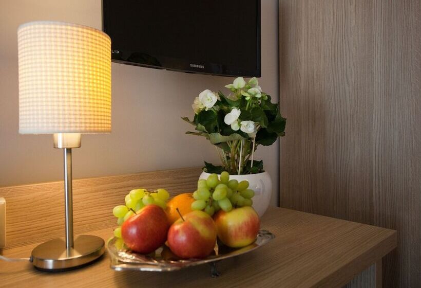 Barokk Hotel Promenád